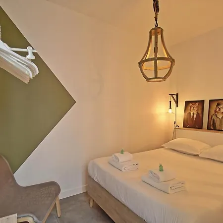 Apartamento Le Sensas - Climatisation Et Centre Nîmes