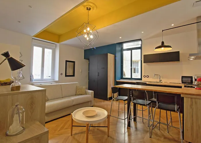 Le Sensas - Climatisation Et Centre Appartement